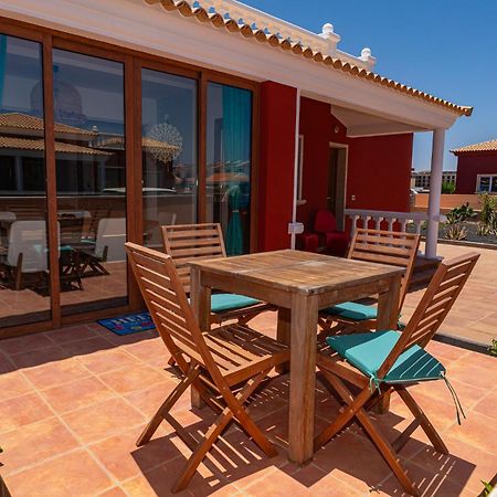 Villa Oceana - Cliffside Retreat كوستا دي أنتيجوا المظهر الخارجي الصورة
