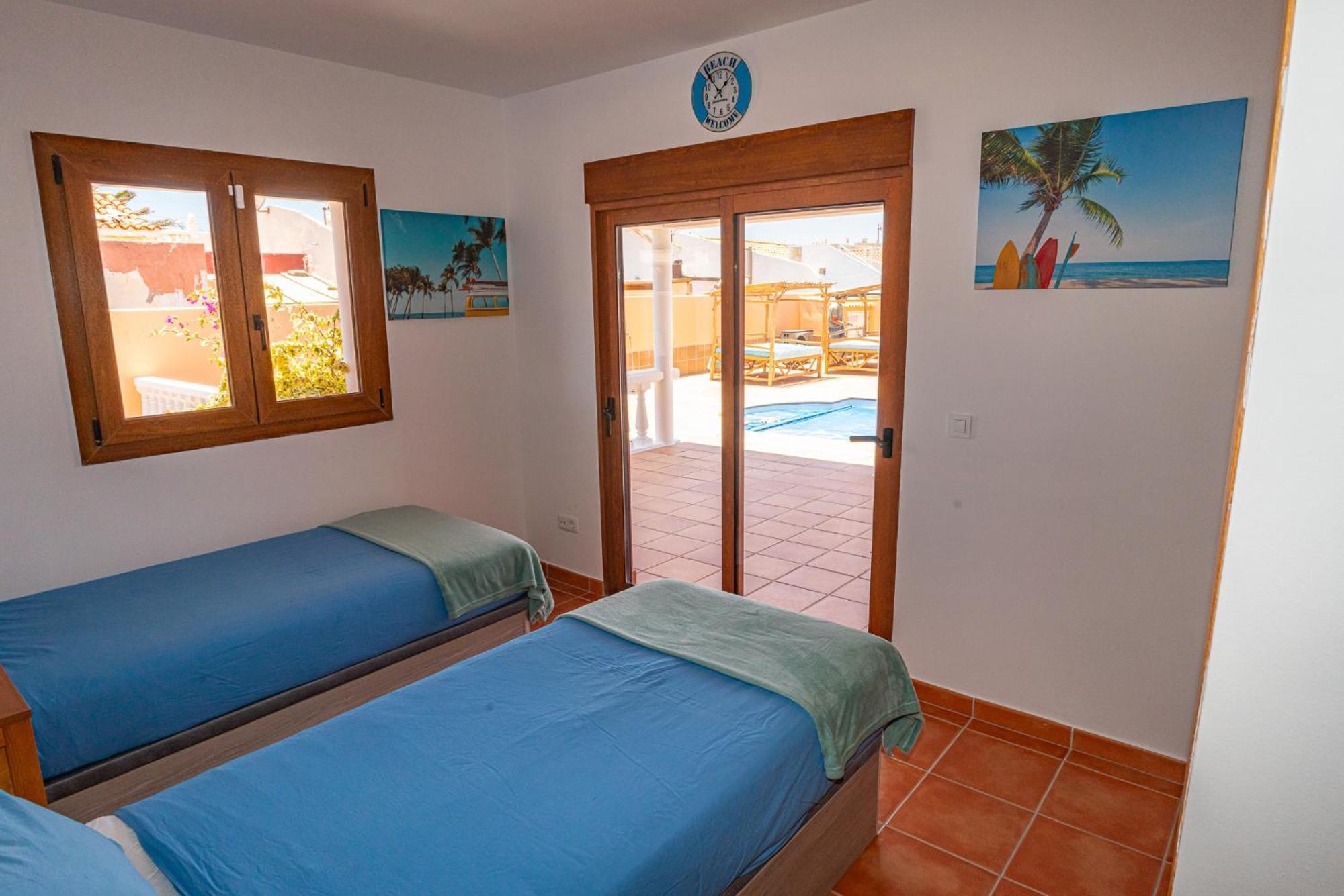Villa Oceana - Cliffside Retreat كوستا دي أنتيجوا المظهر الخارجي الصورة
