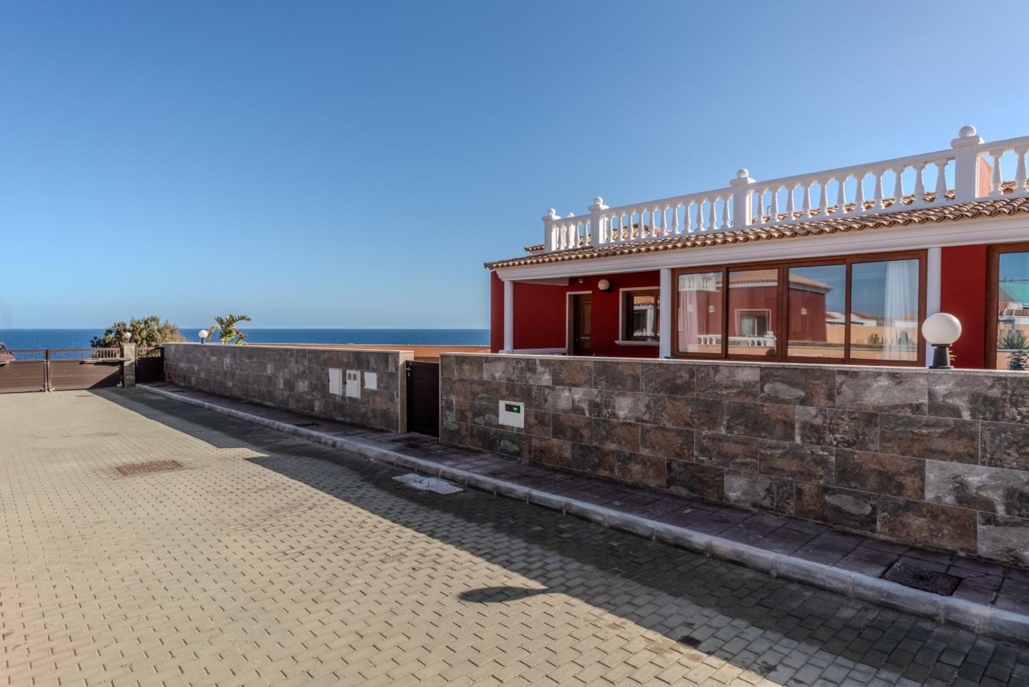 Villa Oceana - Cliffside Retreat كوستا دي أنتيجوا المظهر الخارجي الصورة
