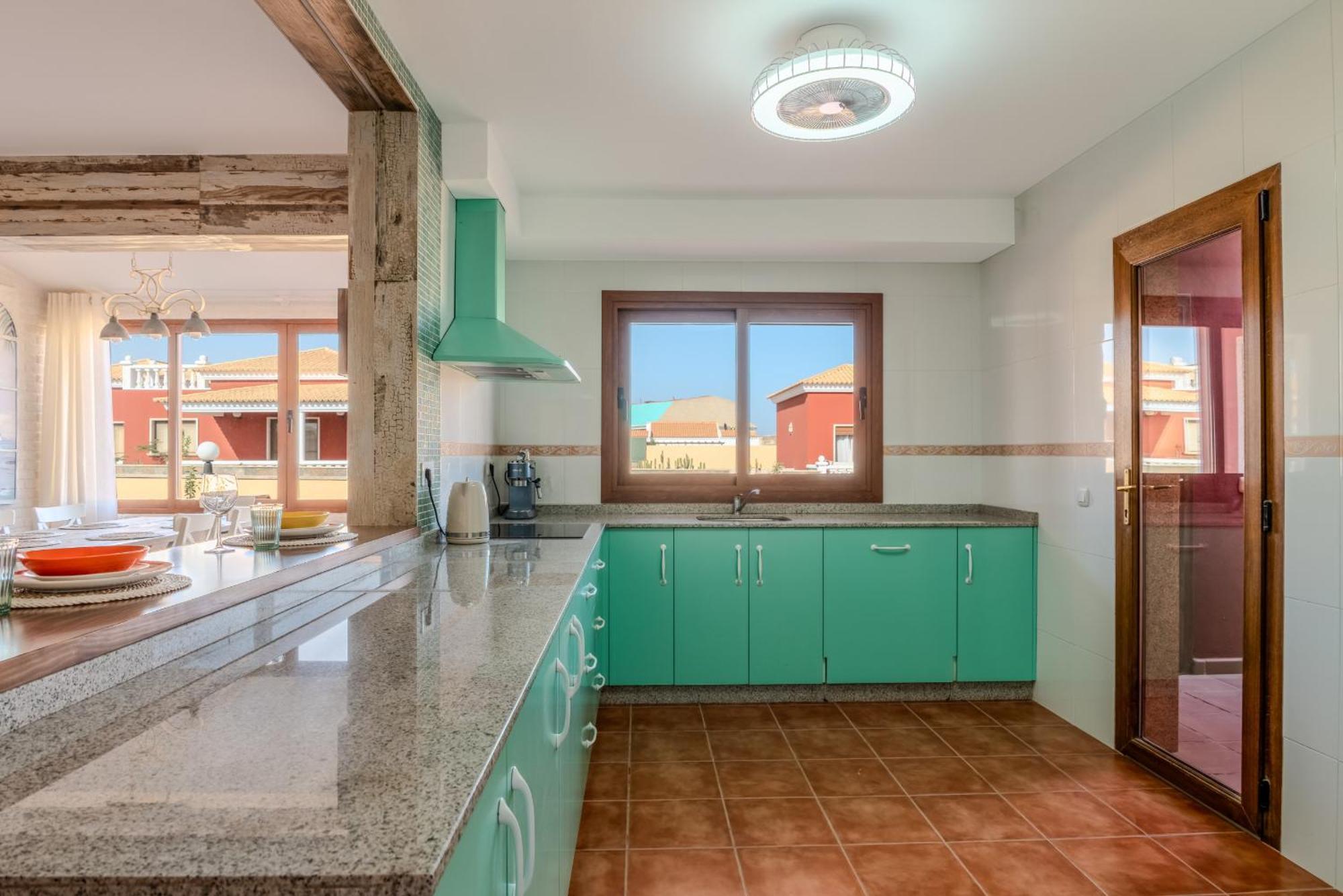 Villa Oceana - Cliffside Retreat كوستا دي أنتيجوا المظهر الخارجي الصورة
