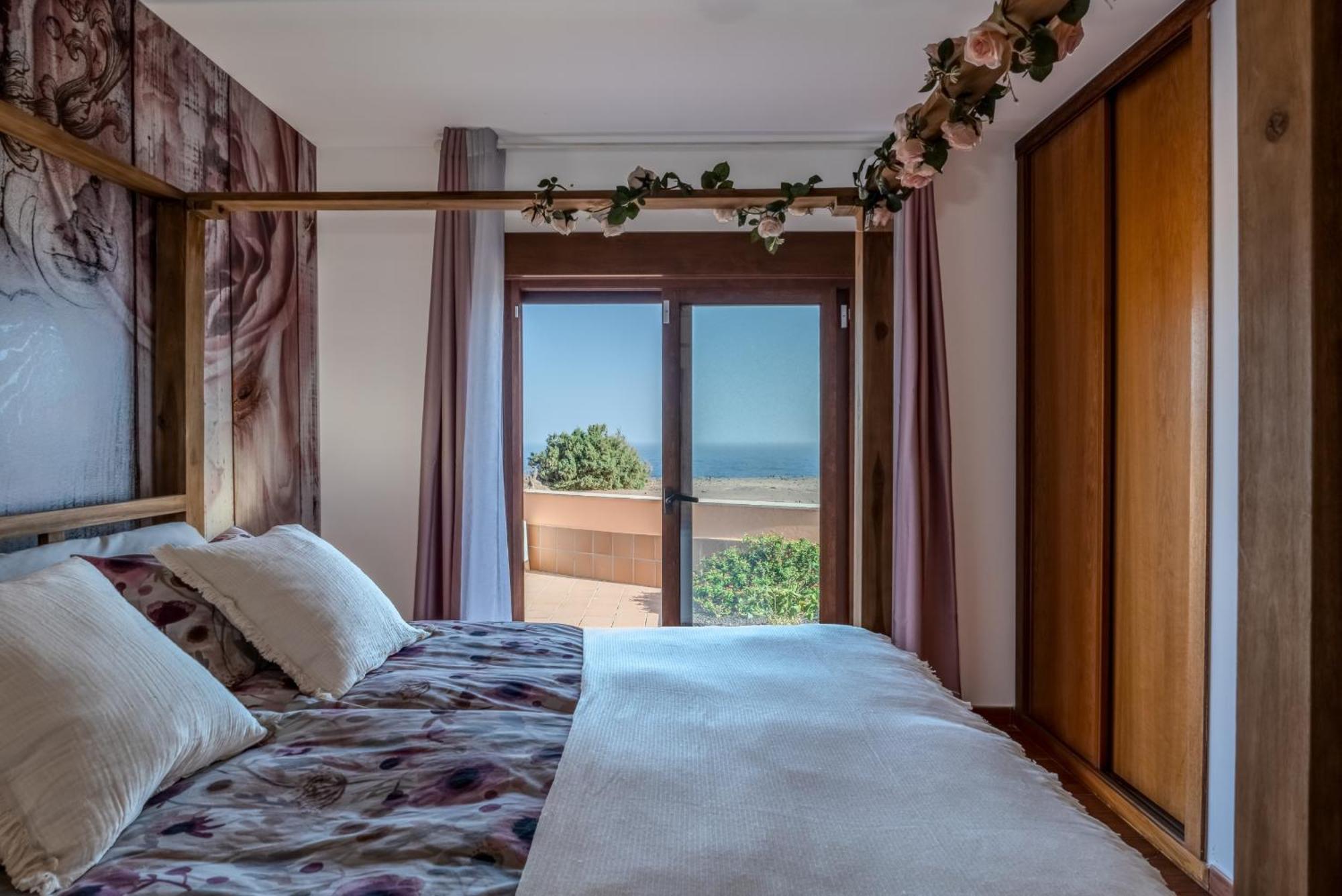 Villa Oceana - Cliffside Retreat كوستا دي أنتيجوا المظهر الخارجي الصورة